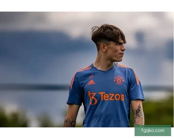 天空记者称滕哈赫发布会失言成其下课重要原因之一